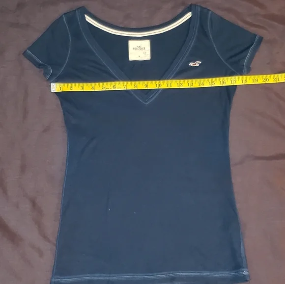🏷 Hollister Short Sleeve Tee - Picture 6 of 7